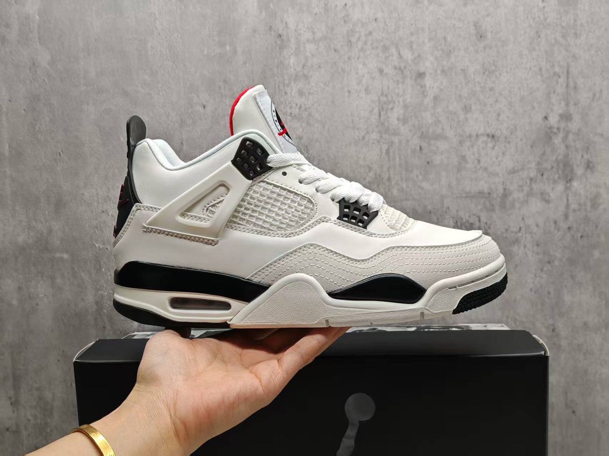 Air Jordan 4 Retro 'Flight Club' (IM4002-100)