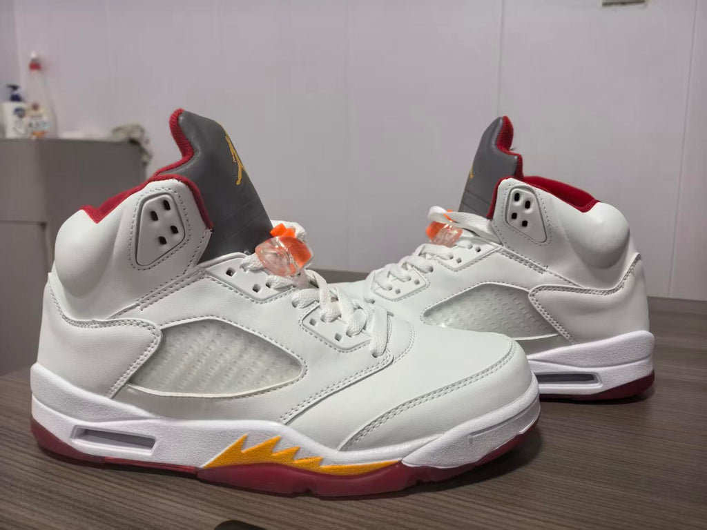 Nike Air Jordan 5 Retro 'Sunset' (W) IV5678-102